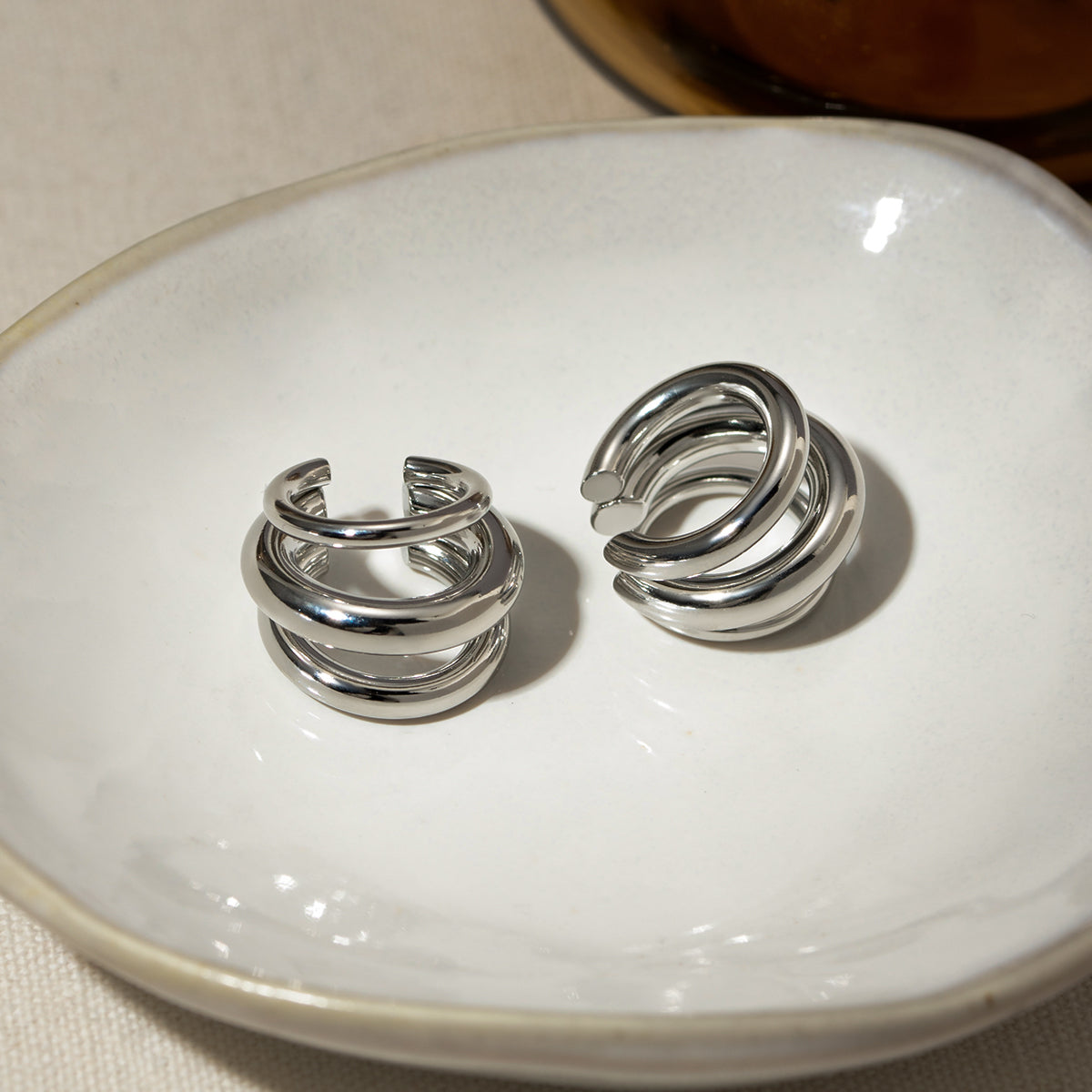 Pendientes de acero inoxidable con capas